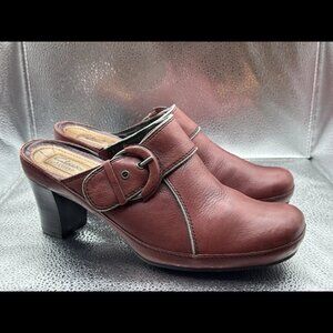 Clarks Artisan Buckled Brown Pebbled Leather Block Heel Mules 85069‎ Women 9.5